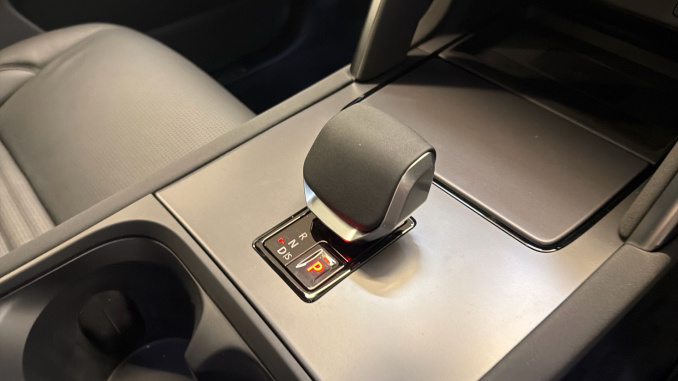 Land Rover Discovery Sport 1.5 P270e Dynamic HSE 5dr Auto [5 Seat] Station Wagon - Image 13